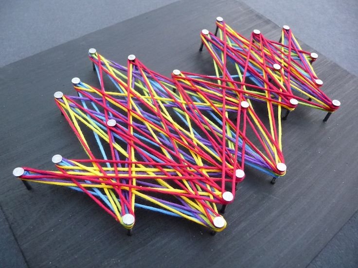 2_falikép_szöggel_színes